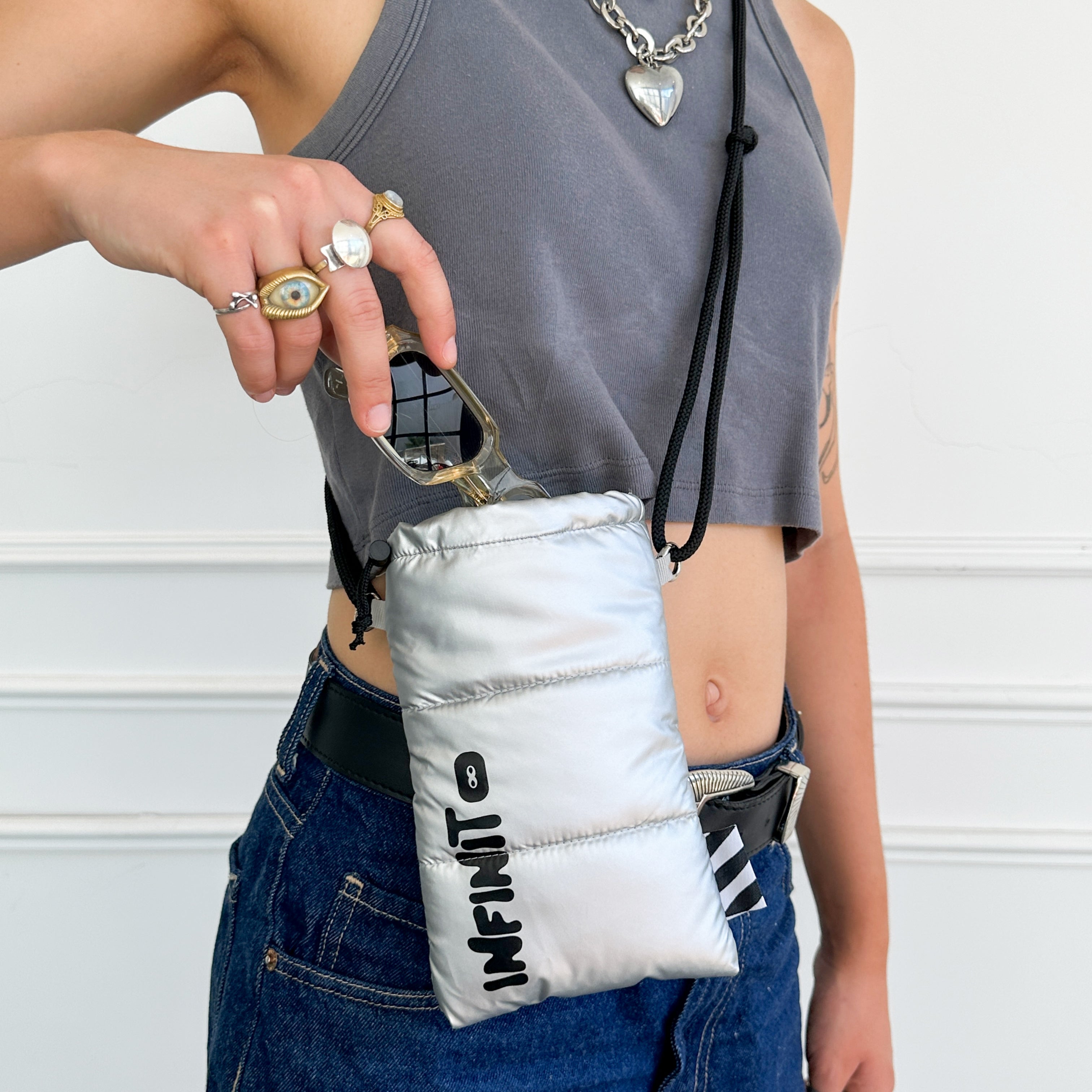 Infinit Mini Bag Porta celular Bandolera Tarjetero Billetera Plateado