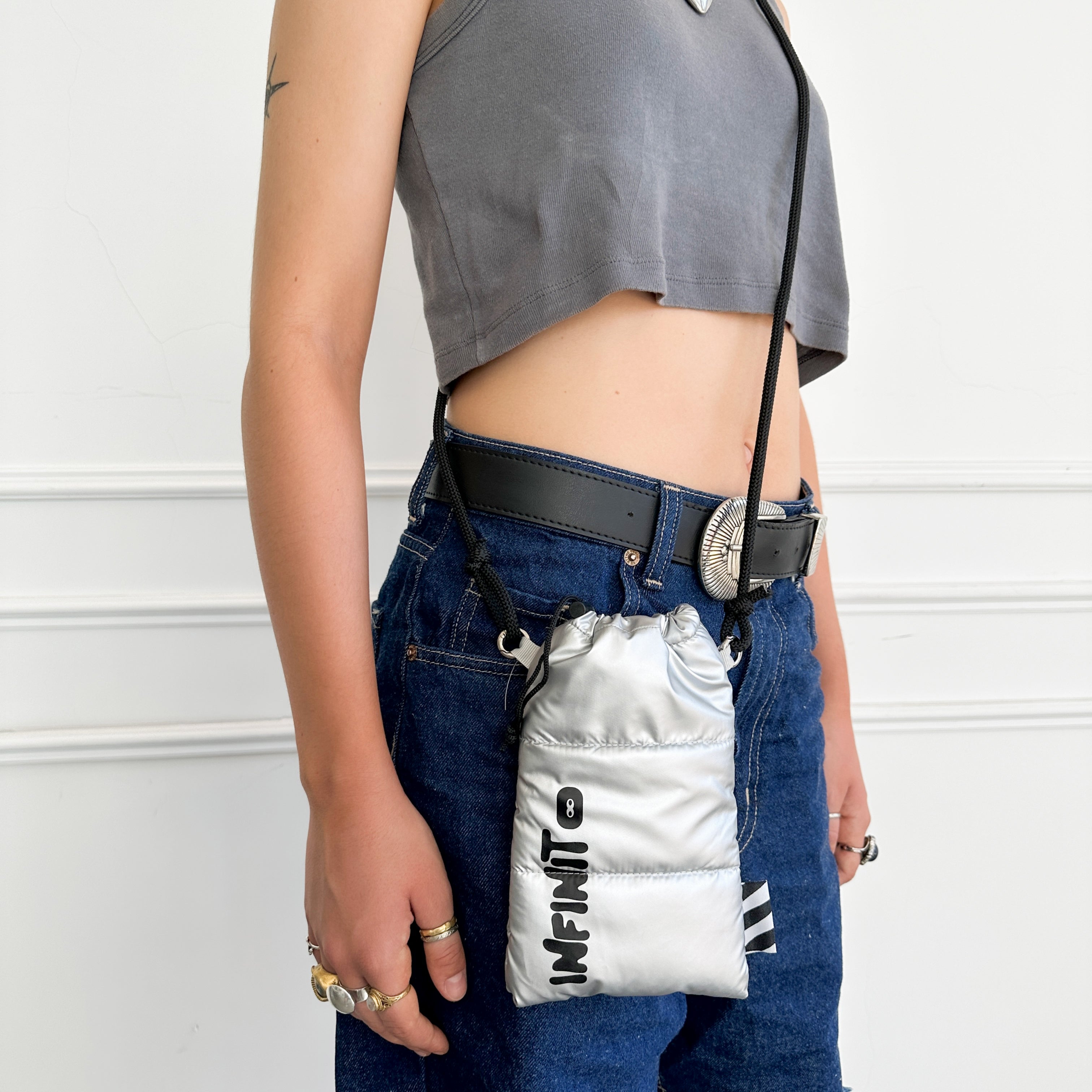 Infinit Mini Bag Porta celular Bandolera Tarjetero Billetera Plateado