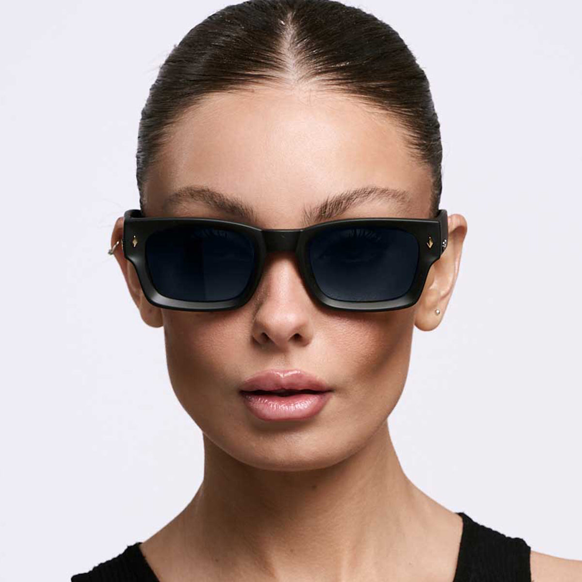 Admiration Negro Mate Lente Gris