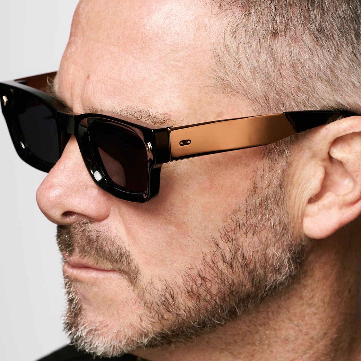 Admiration Metal Negro Lente Gris