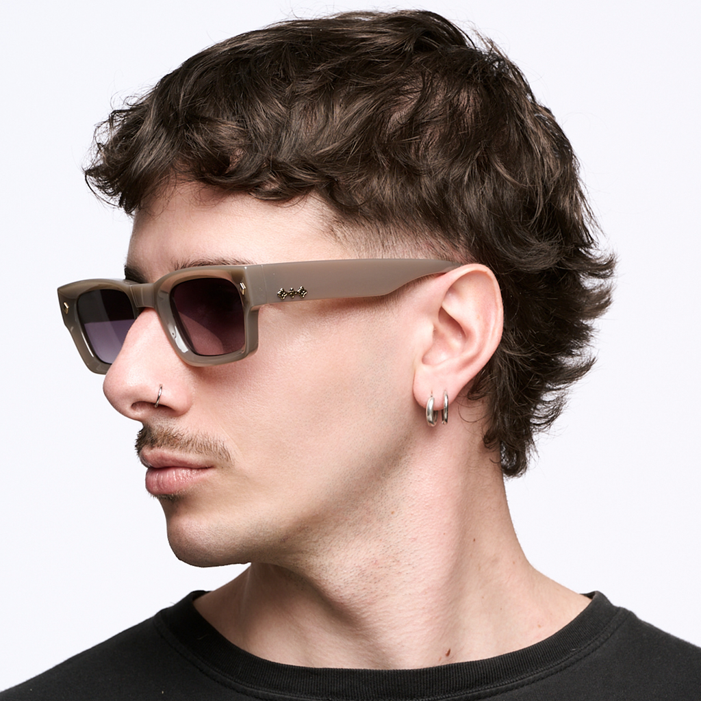 Admiration Milky Brown Lente Gris Degrade