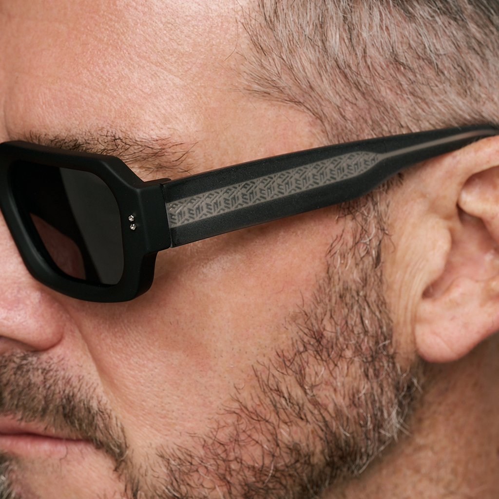 Bronx Negro Mate Lente Gris Polarizado