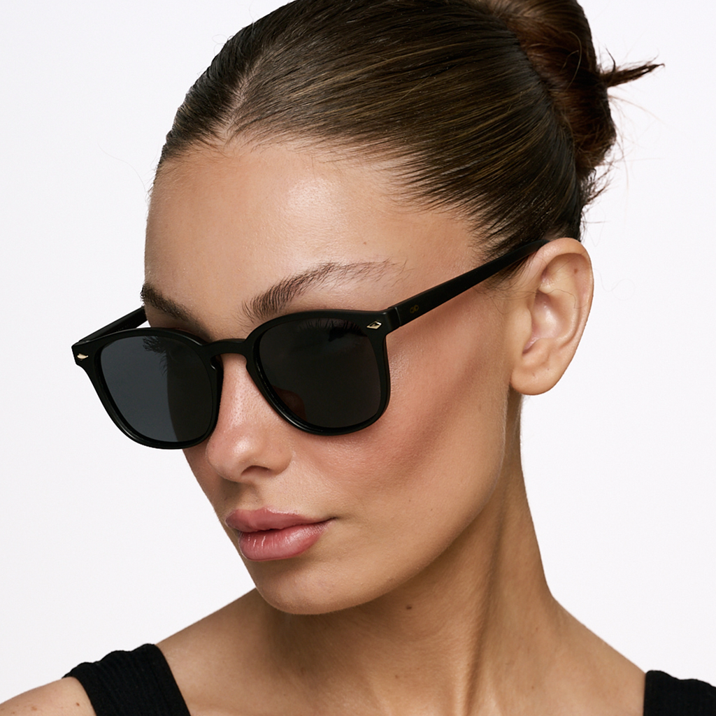 Xenote Negro Mate Lente Gris Polarizado